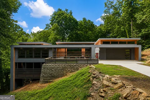 242 Valley Ridge DR