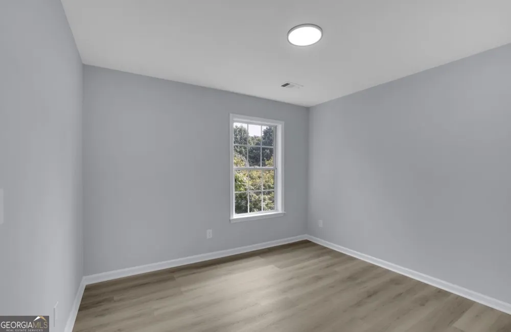 552 Glen Level CIR Sugar Hill, GA 30518