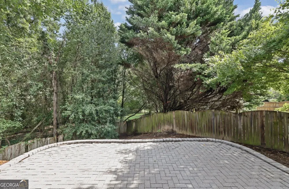 552 Glen Level CIR Sugar Hill, GA 30518