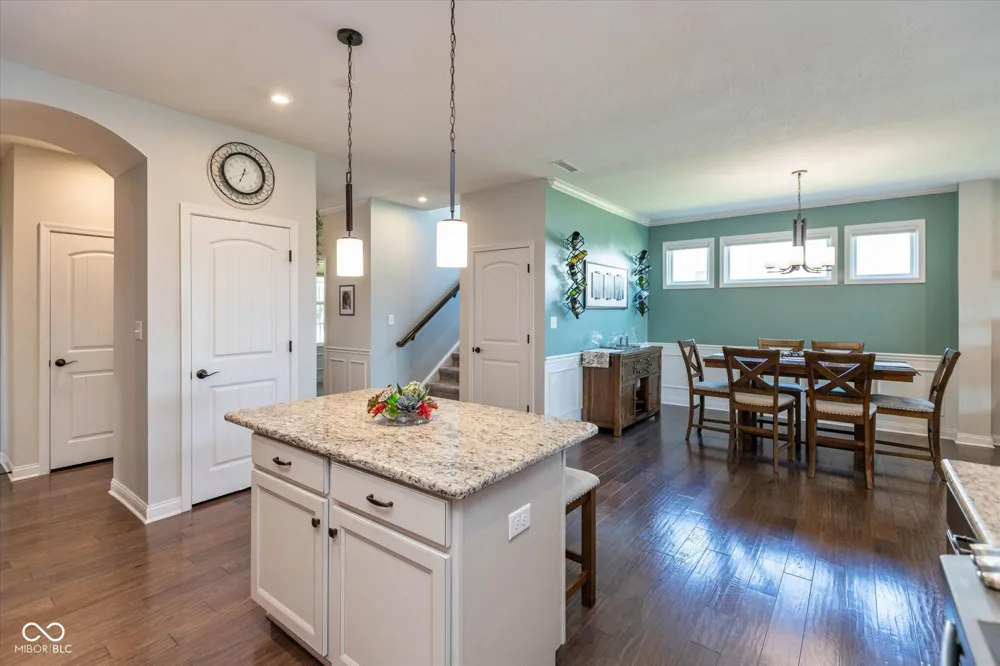 6304 W Cedar Chase Drive McCordsville, IN 46055