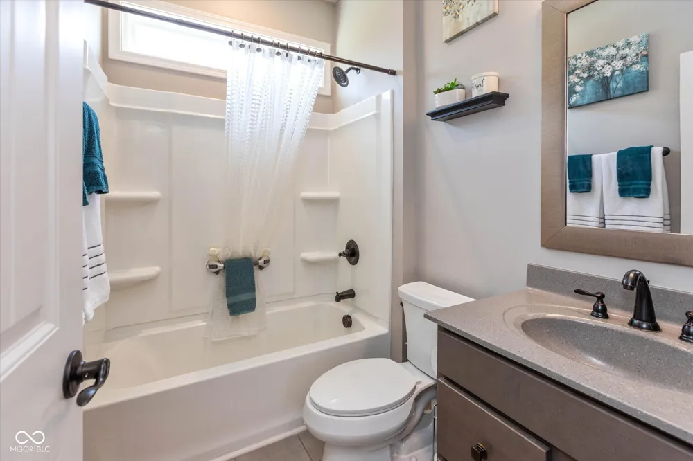 6304 W Cedar Chase Drive McCordsville, IN 46055