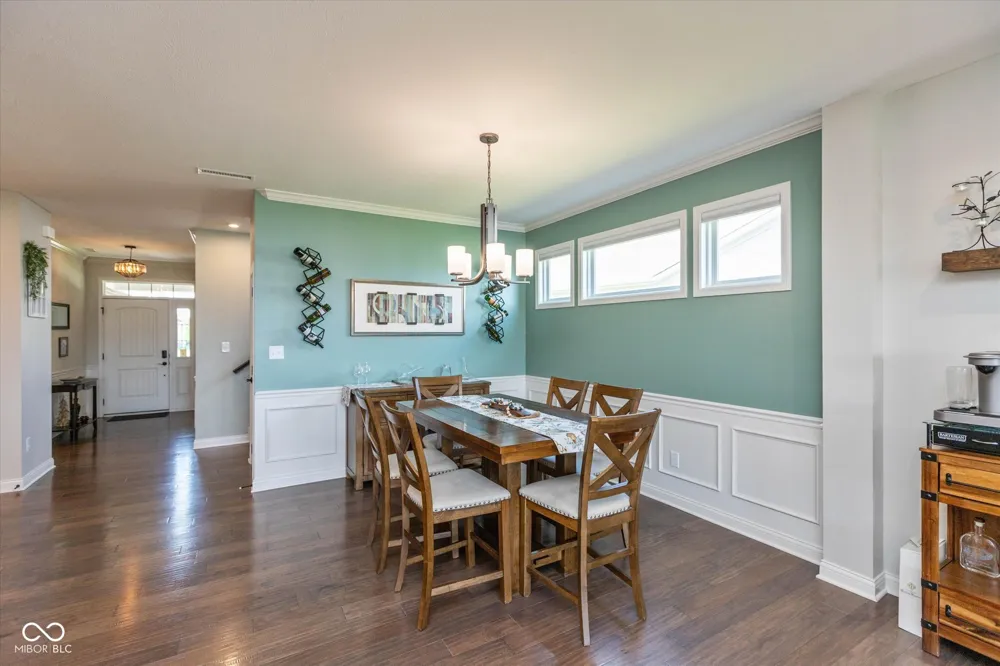 6304 W Cedar Chase Drive McCordsville, IN 46055