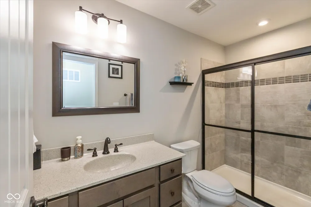 6304 W Cedar Chase Drive McCordsville, IN 46055