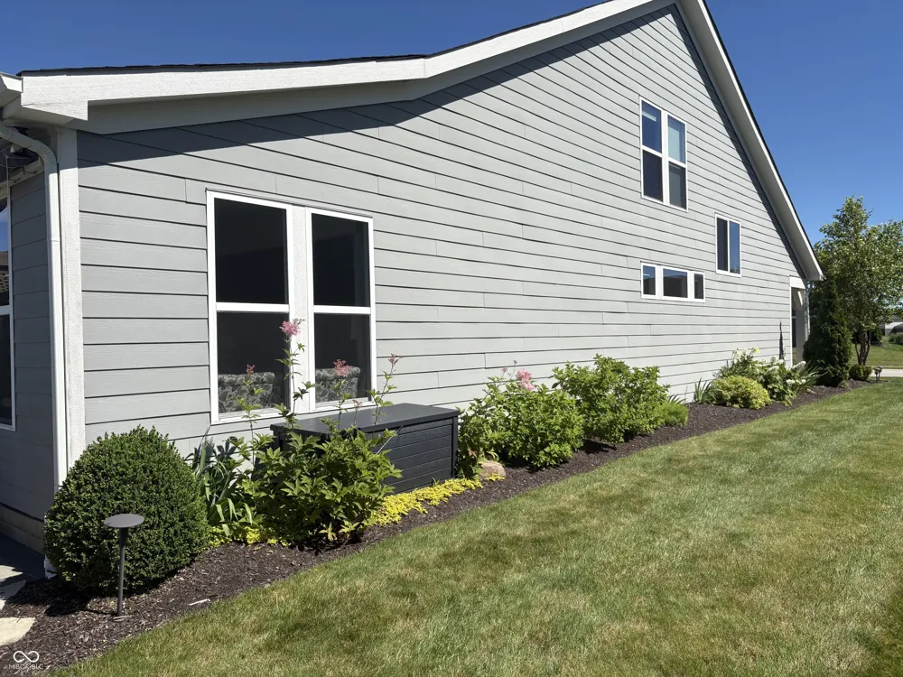 6304 W Cedar Chase Drive McCordsville, IN 46055