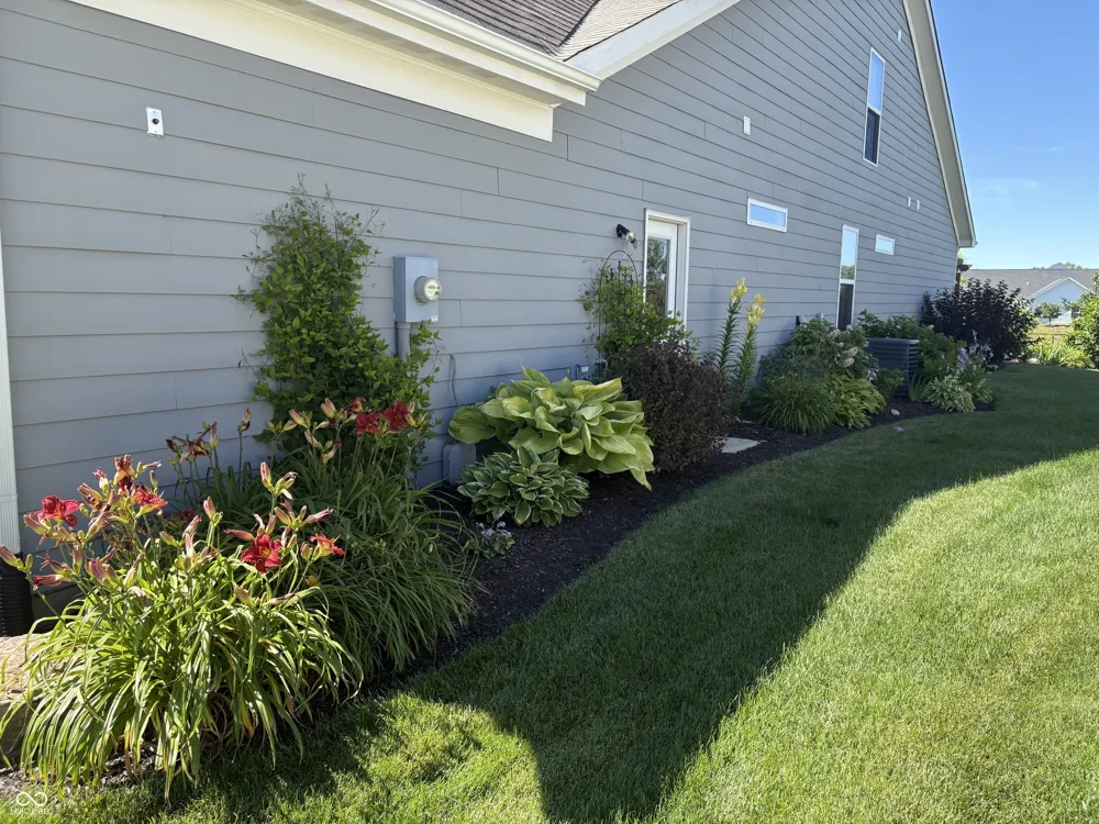 6304 W Cedar Chase Drive McCordsville, IN 46055