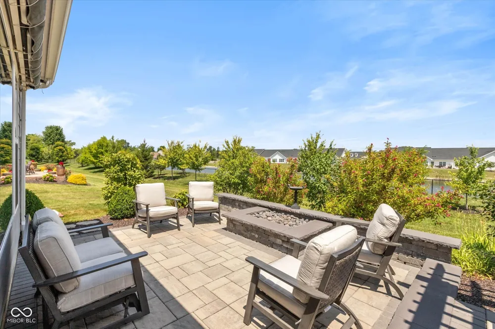6304 W Cedar Chase Drive McCordsville, IN 46055