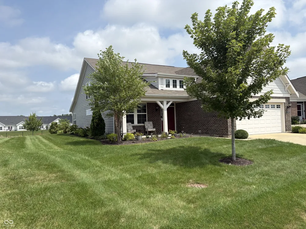 6304 W Cedar Chase Drive McCordsville, IN 46055