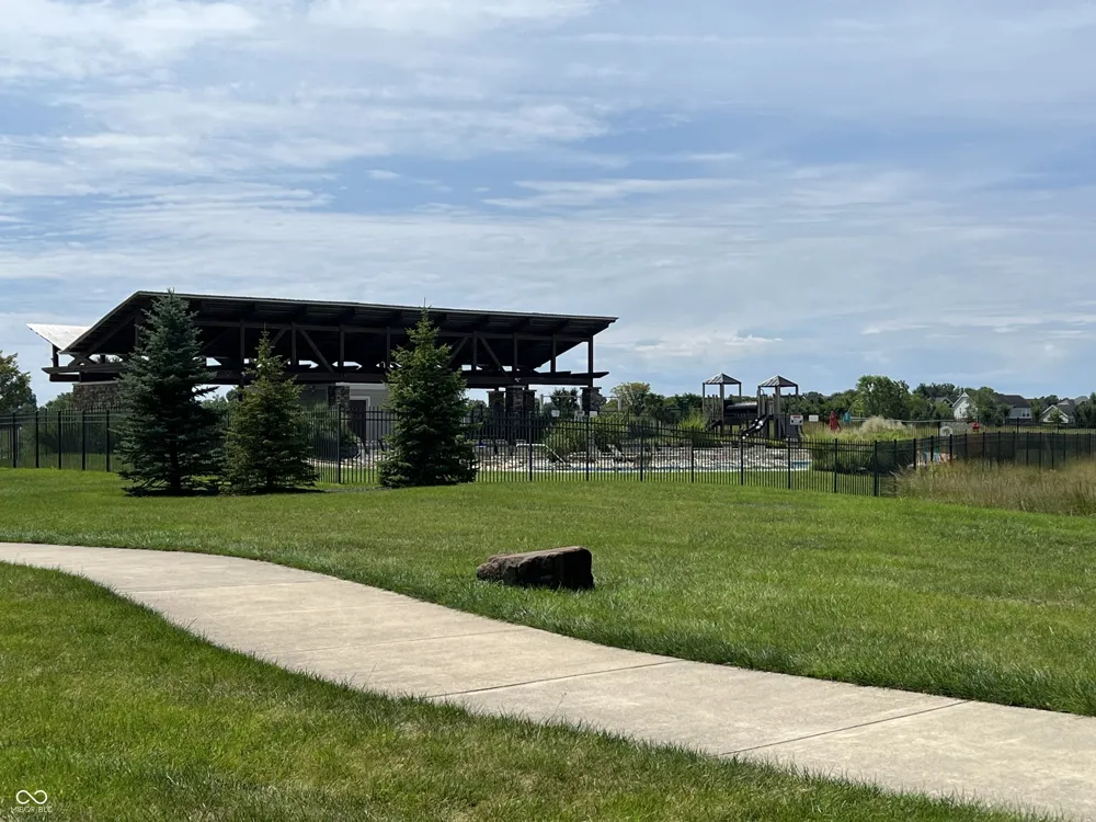 6304 W Cedar Chase Drive McCordsville, IN 46055