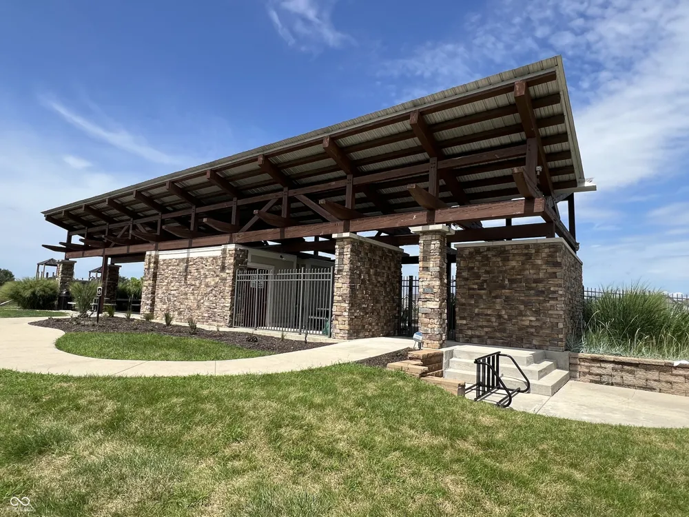 6304 W Cedar Chase Drive McCordsville, IN 46055