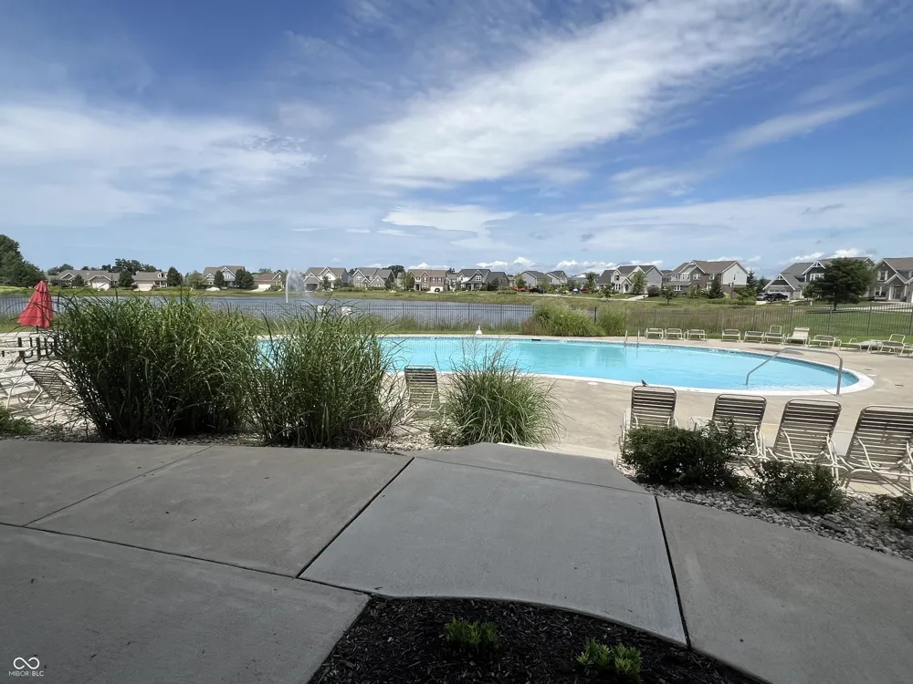 6304 W Cedar Chase Drive McCordsville, IN 46055
