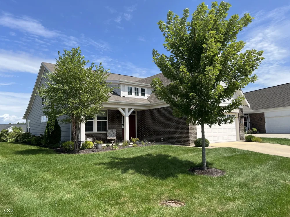 6304 W Cedar Chase Drive McCordsville, IN 46055