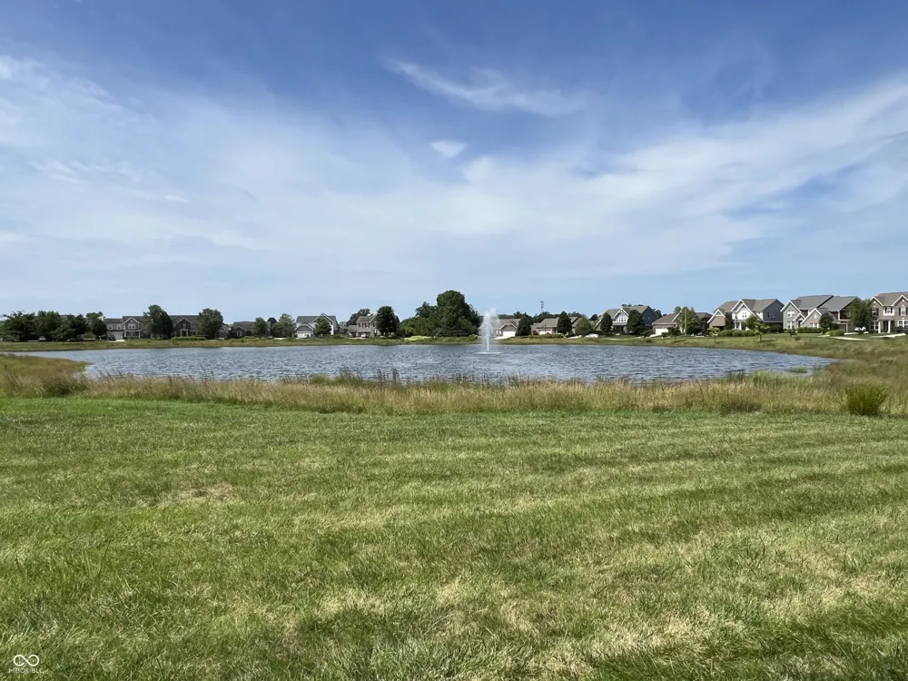 6304 W Cedar Chase Drive McCordsville, IN 46055