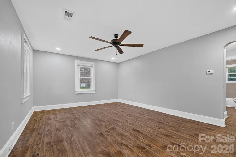 2318 32nd Street NE Hickory, NC 28601