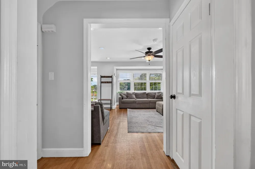 1811 OAK STREET Wilmington, DE 19805