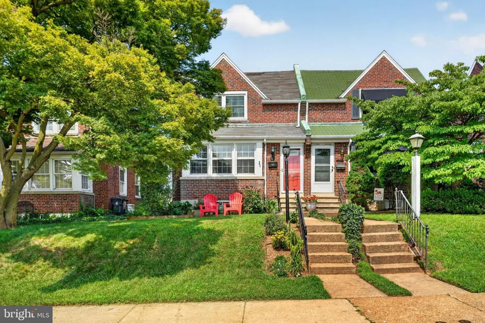 1811 OAK STREET Wilmington, DE 19805