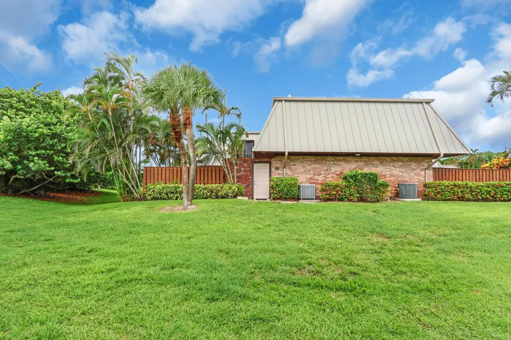 1420 OCEAN WAY #7D Jupiter, FL 33477