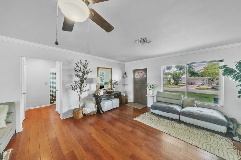 1510 CREST DRIVE Lake Worth, FL 33461