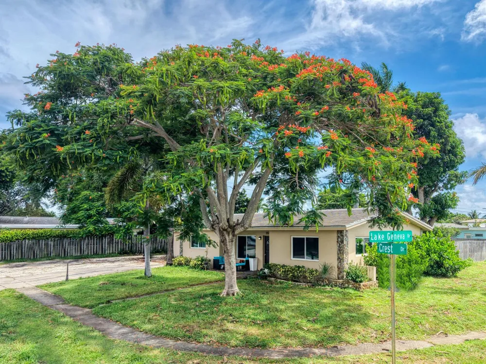 1510 CREST DRIVE Lake Worth, FL 33461