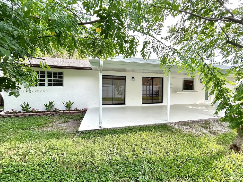 13971 SW 112th St #13971 Miami, FL 33186