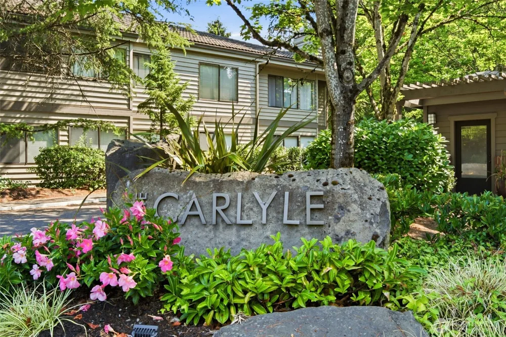 1266 Bellevue Way NE #2 Bellevue, WA 98004