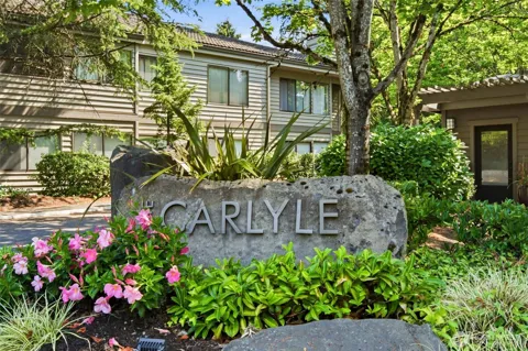 1266 Bellevue Way NE #2