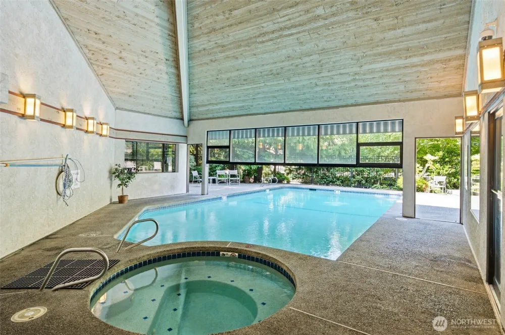 1266 Bellevue Way NE #2 Bellevue, WA 98004
