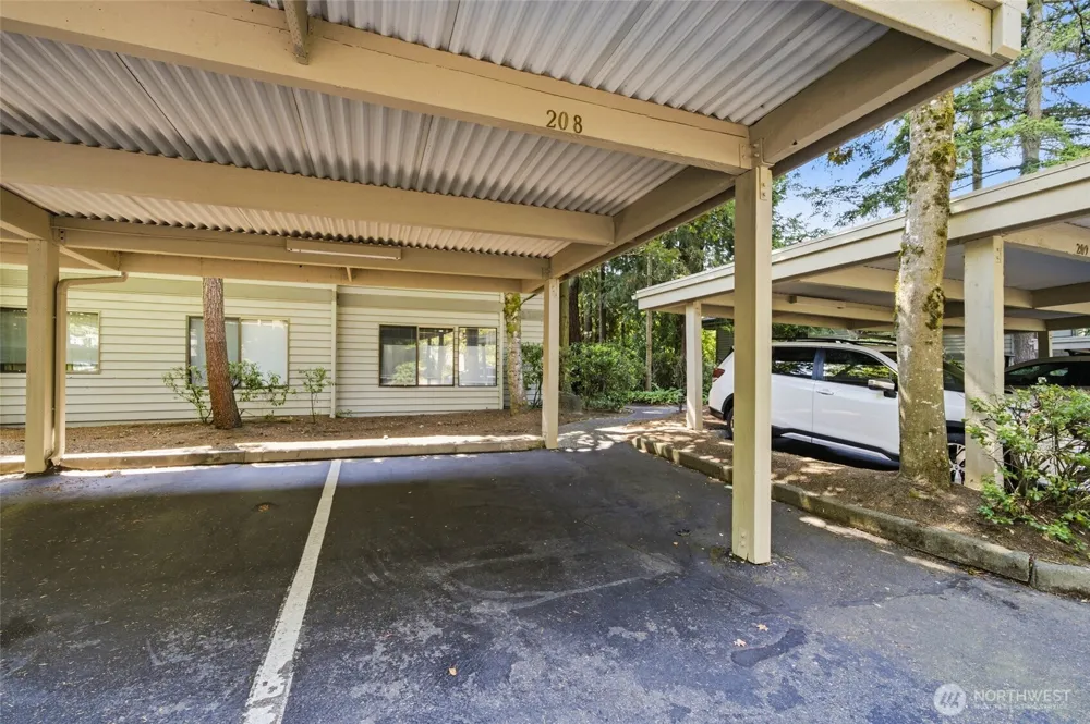 1266 Bellevue Way NE #2 Bellevue, WA 98004
