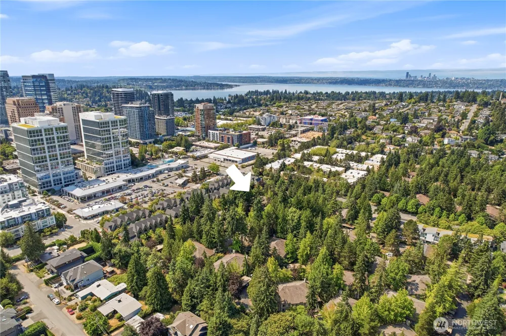 1266 Bellevue Way NE #2 Bellevue, WA 98004