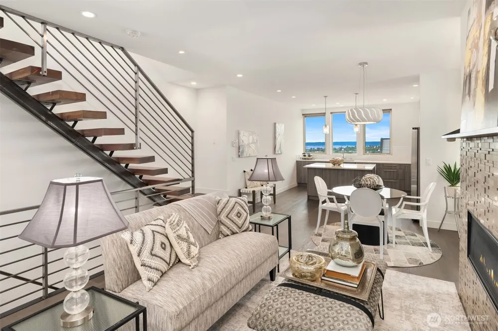 1935 B 7th Avenue W Seattle, WA 98119