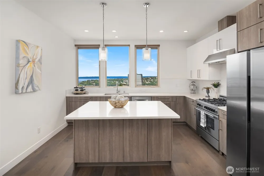 1935 B 7th Avenue W Seattle, WA 98119