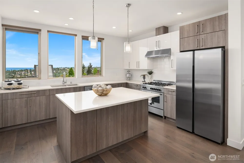1935 B 7th Avenue W Seattle, WA 98119