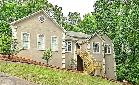 114 Due West Street