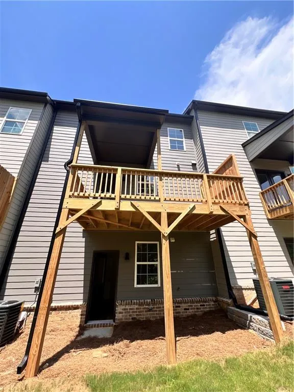1161 Dahlonega Highway #11 Cumming, GA 30040