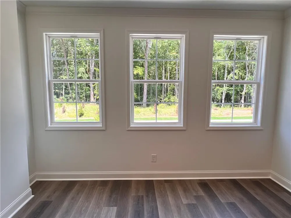 1161 Dahlonega Highway #11 Cumming, GA 30040