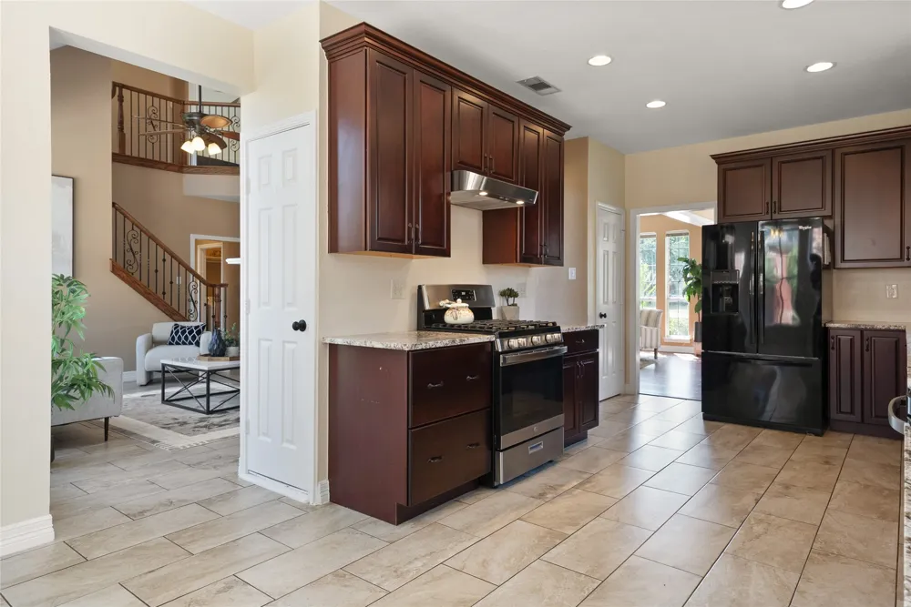275 Meadowside Drive Keller, TX 76248