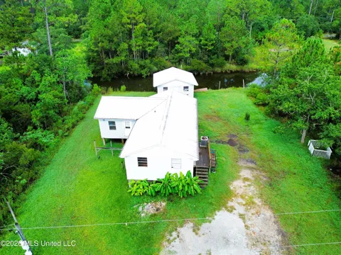 10095 Peachtree Drive
