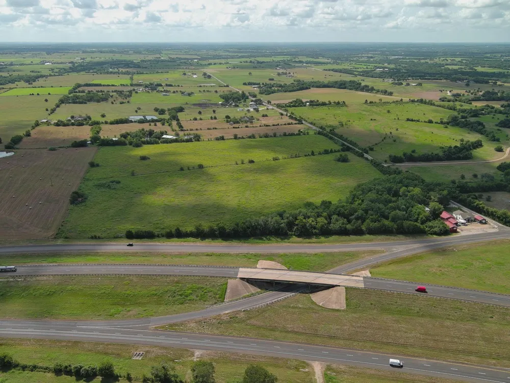 Century Farms Road Burton, TX 77835