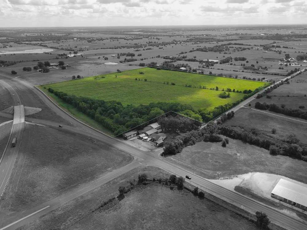 Century Farms Road Burton, TX 77835