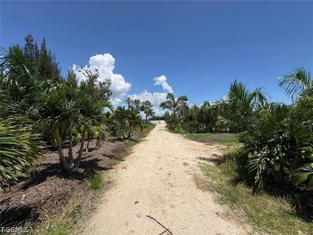  St James City, FL 33956