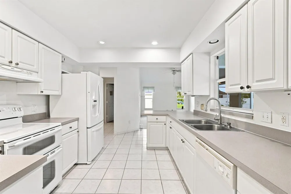 6512 FLORA WAY Fort Pierce, FL 34951