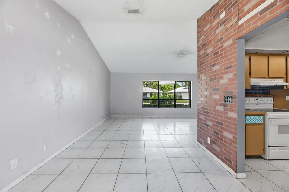 13581 Columbine Avenue Wellington, FL 33414