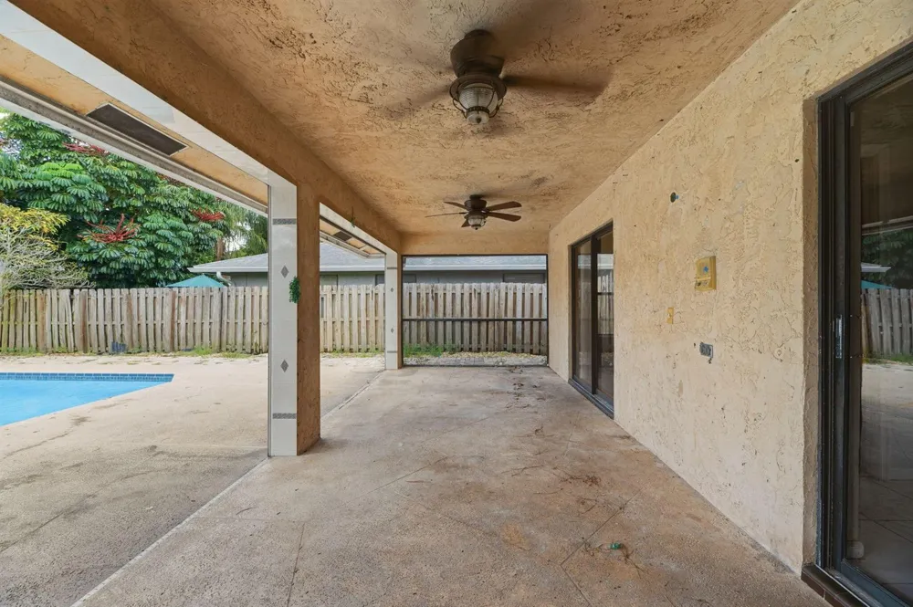 13581 Columbine Avenue Wellington, FL 33414