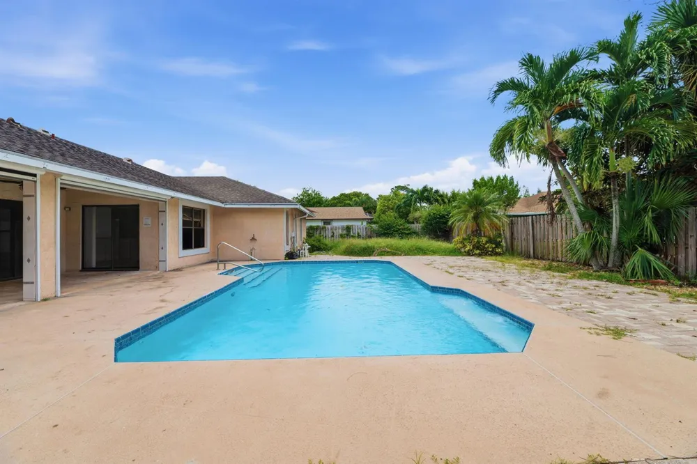 13581 Columbine Avenue Wellington, FL 33414