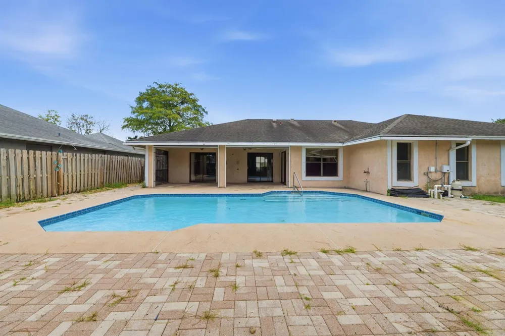 13581 Columbine Avenue Wellington, FL 33414