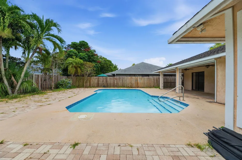 13581 Columbine Avenue Wellington, FL 33414