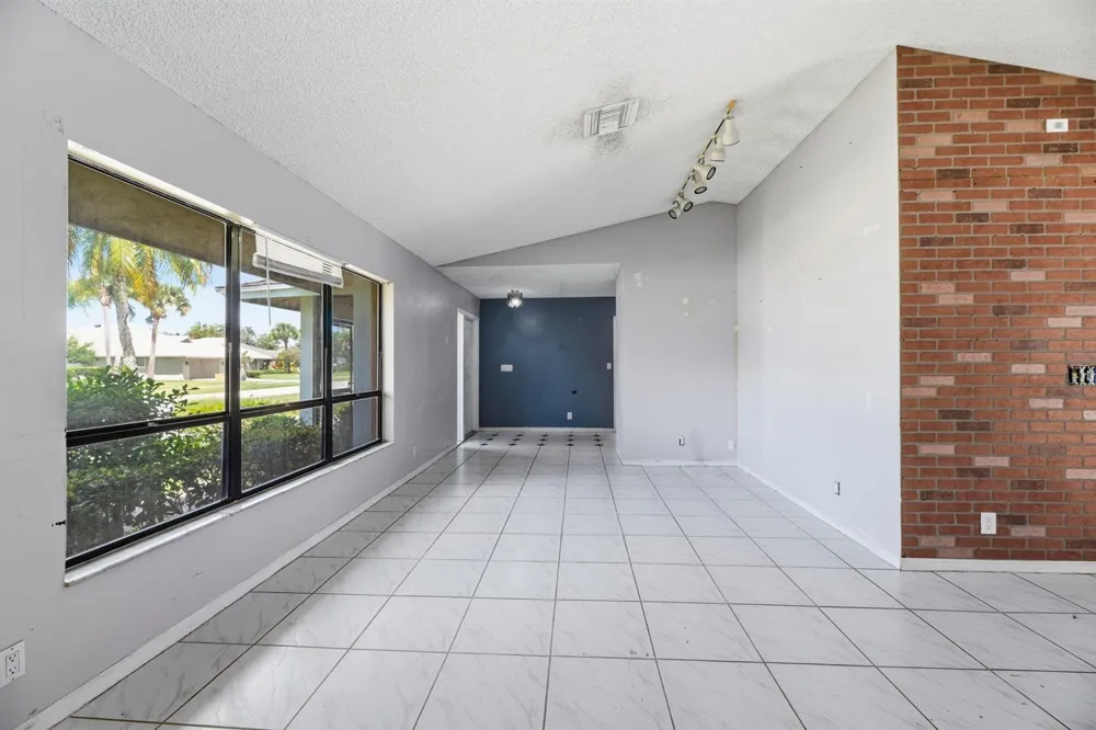 13581 Columbine Avenue Wellington, FL 33414