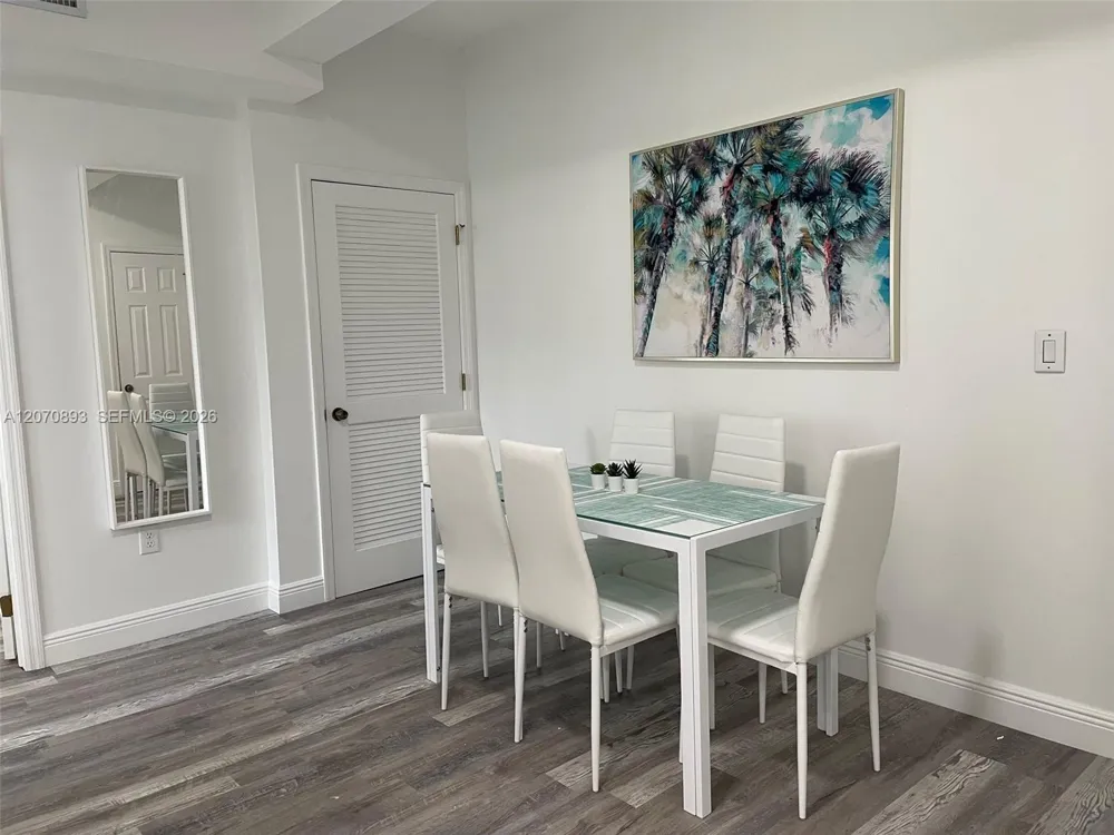 29 Oviedo Ave #2 Coral Gables, FL 33134