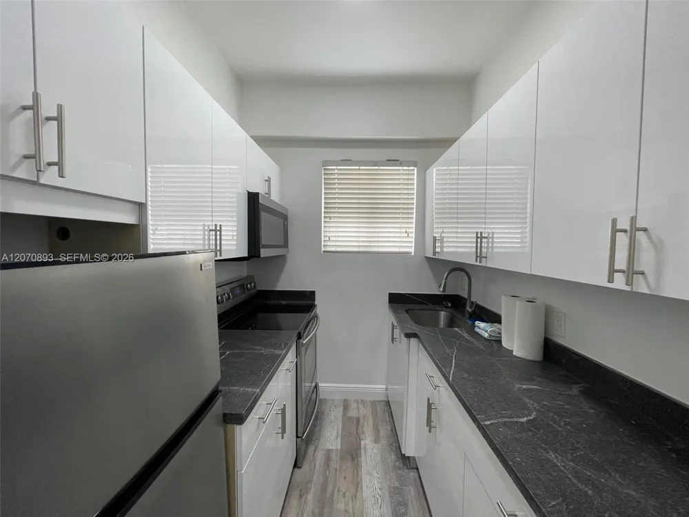 29 Oviedo Ave #2 Coral Gables, FL 33134