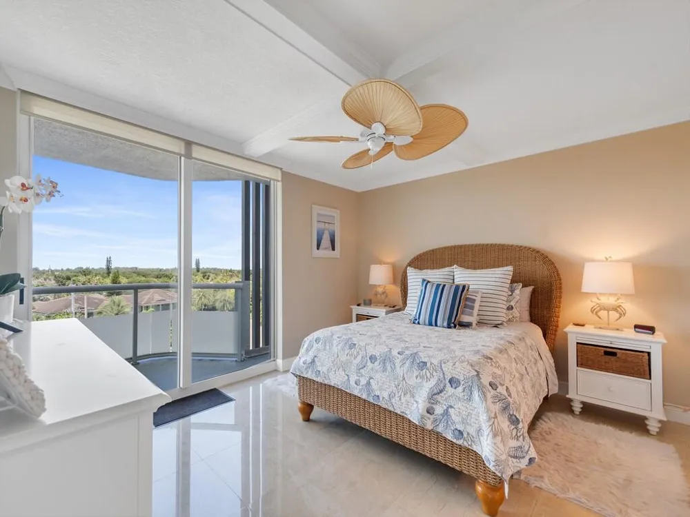 3554 OCEAN DRIVE #501S Vero Beach, FL 32963
