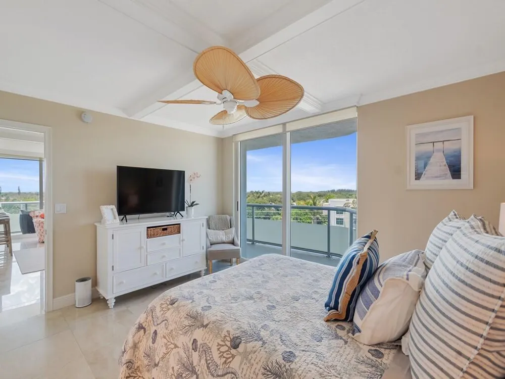 3554 OCEAN DRIVE #501S Vero Beach, FL 32963